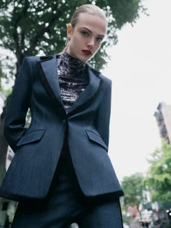 Ariane Blazer