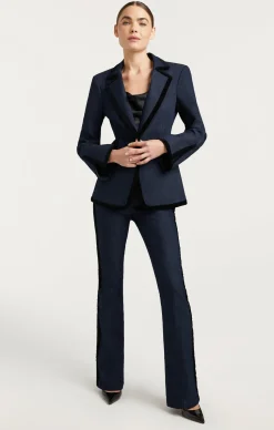 Ariane Blazer