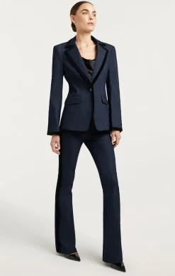 Ariane Blazer