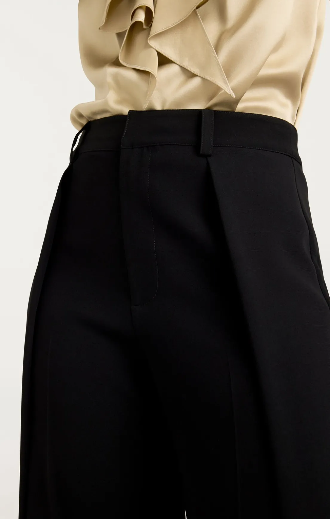 Becca Pant
