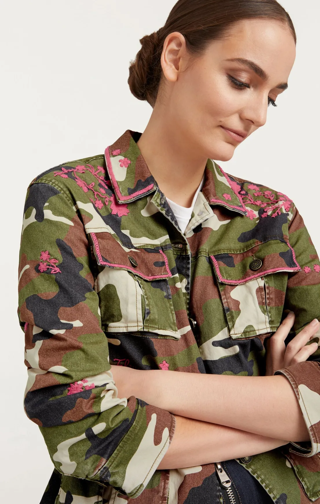 Camo Floral Vine Vera Jacket