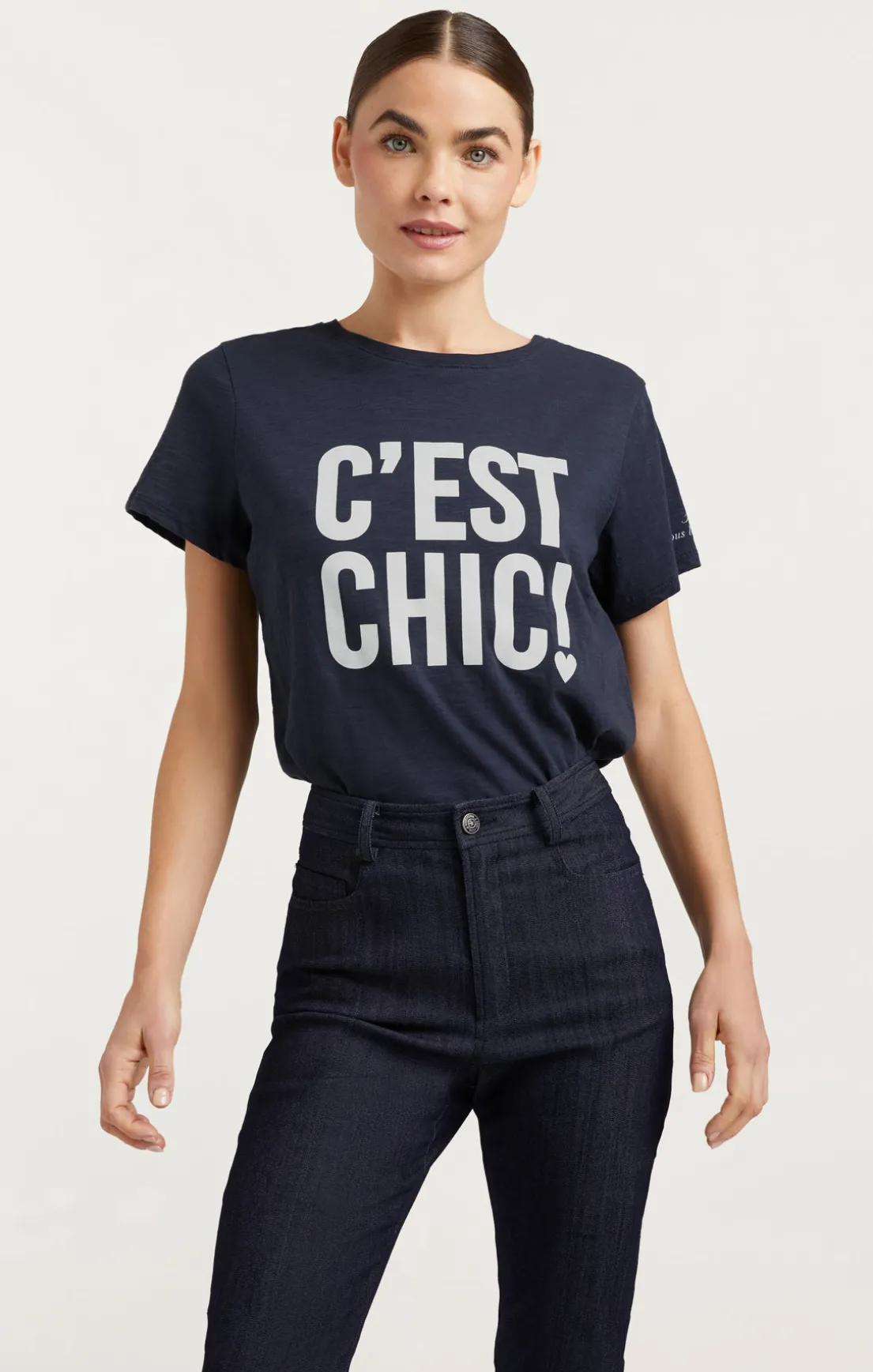 C'est Chic Tee