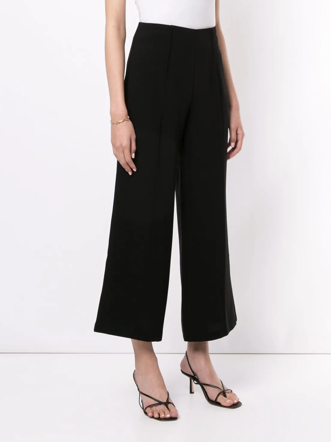 Clean Jessi Pant