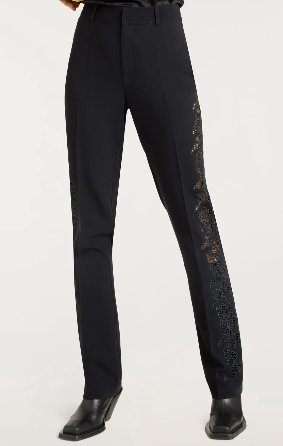 Cutout Paisley Embellished Kerry Pant