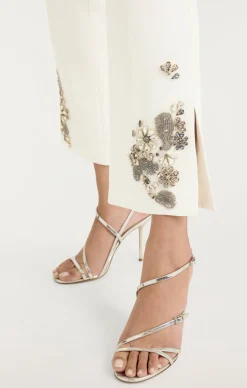 Diamond Daisies Cropped Kerry Pant