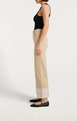 Kaia Pant
