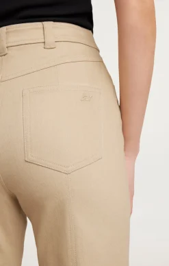 Kaia Pant
