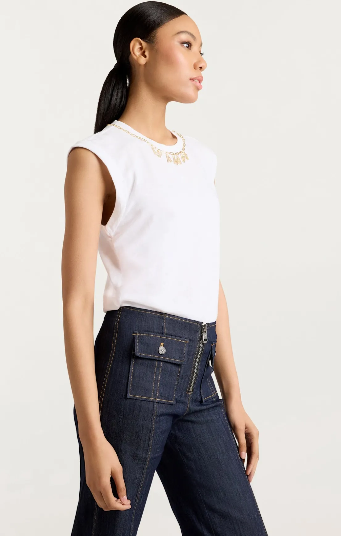 L'amour Necklace Bella Tee
