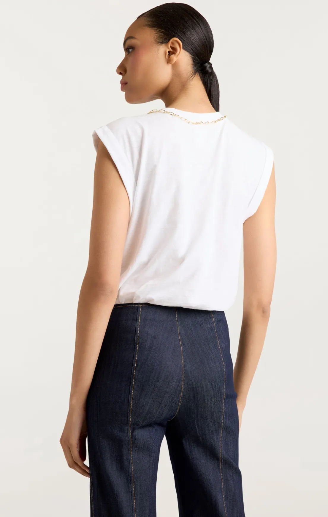 L'amour Necklace Bella Tee