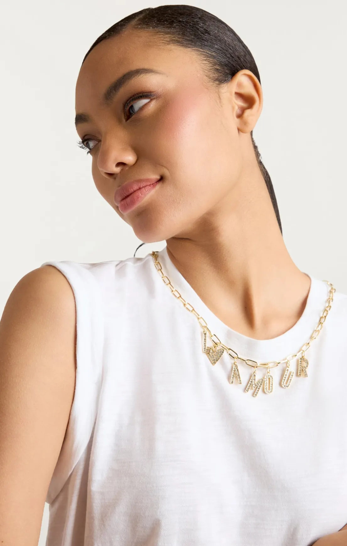 L'amour Necklace Bella Tee