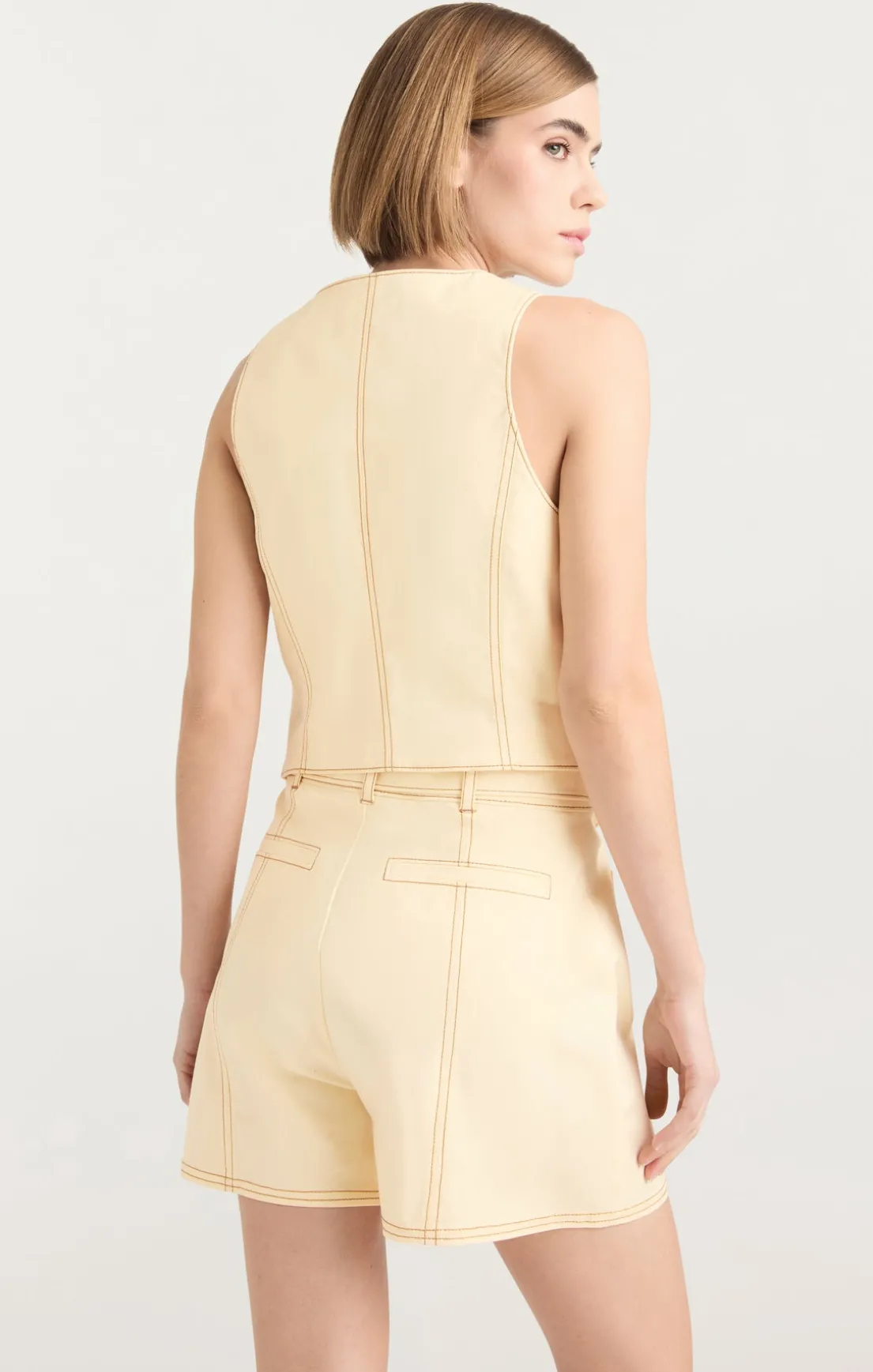 Lio Vest