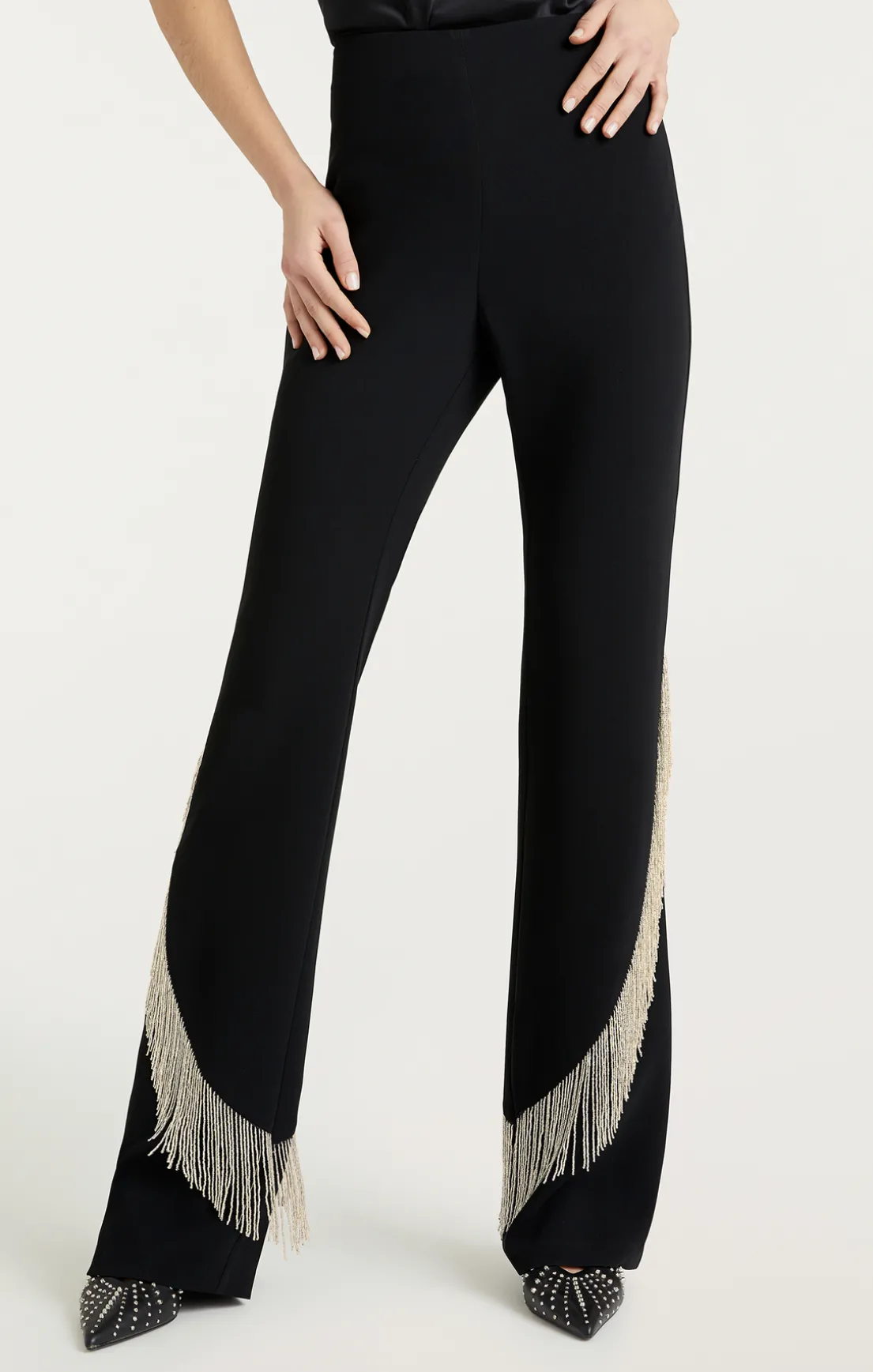 Lucynda Pant