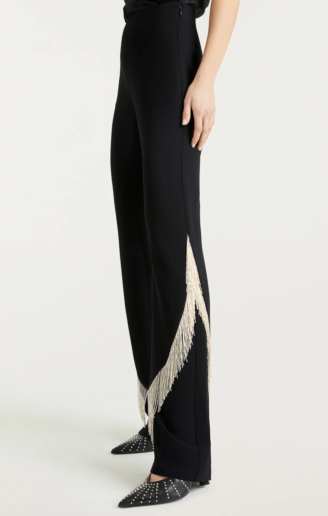 Lucynda Pant