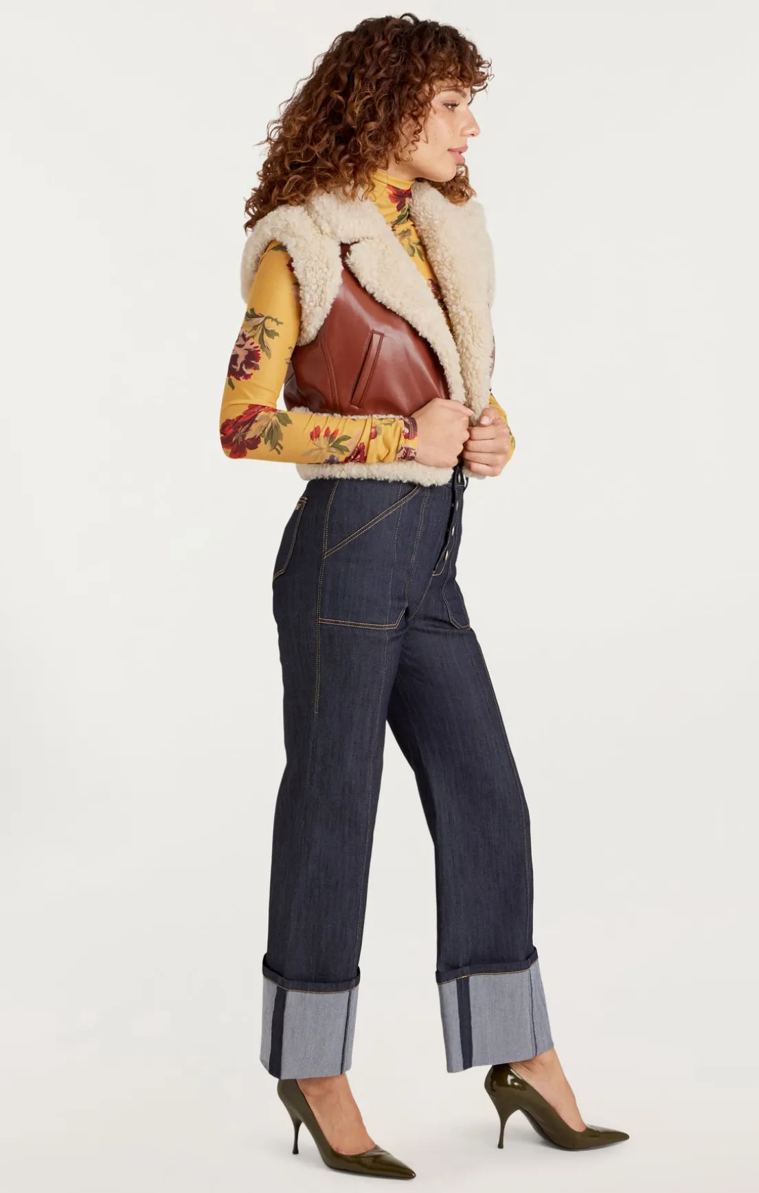 Nadia Vest