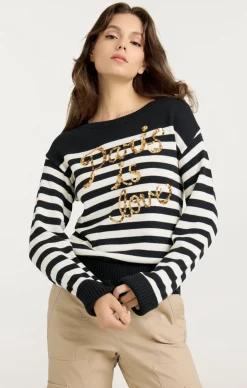 Paris Is Love Pullover