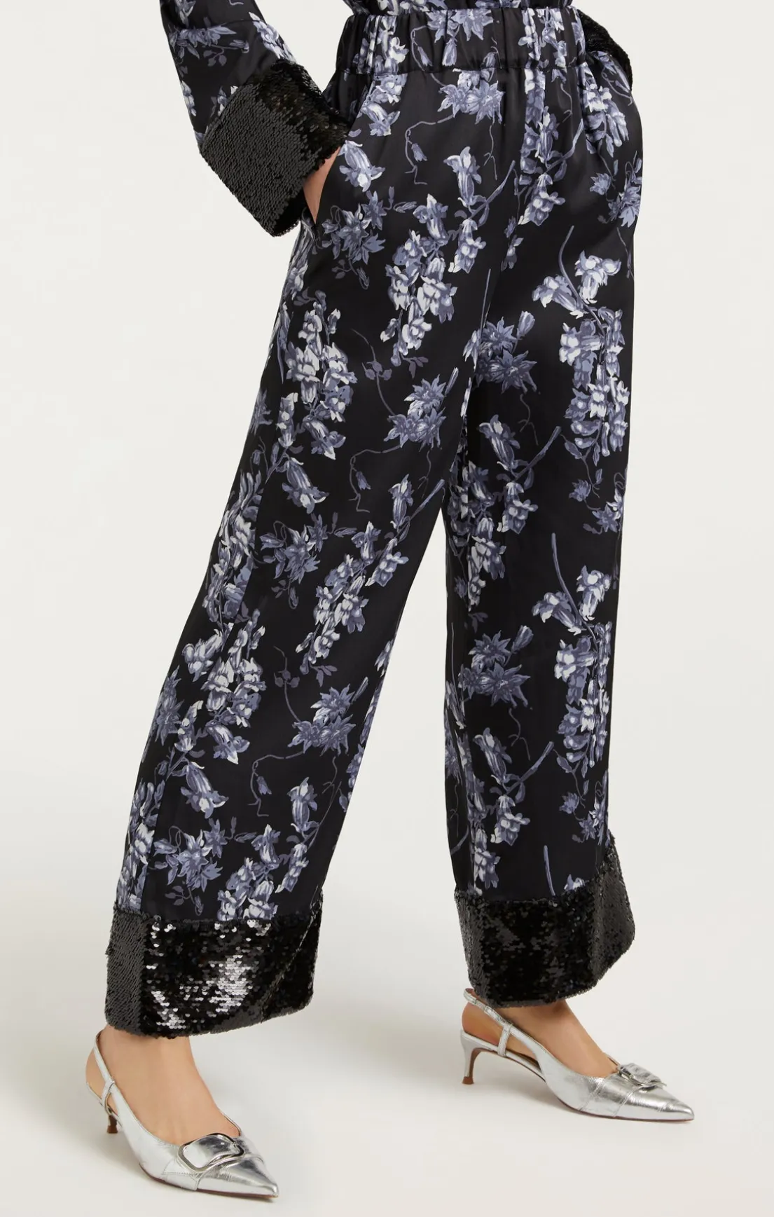 Phoebe Pant