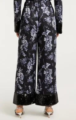 Phoebe Pant