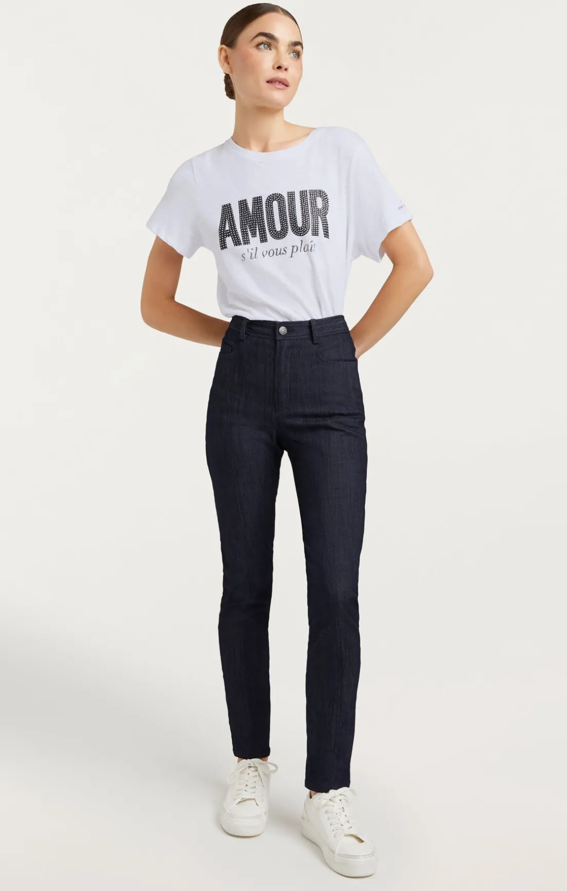 Rhinestone Amour Sil Vous Plait Tee