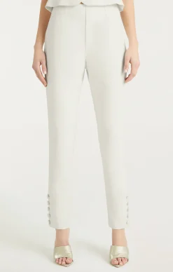 Rowena Pant