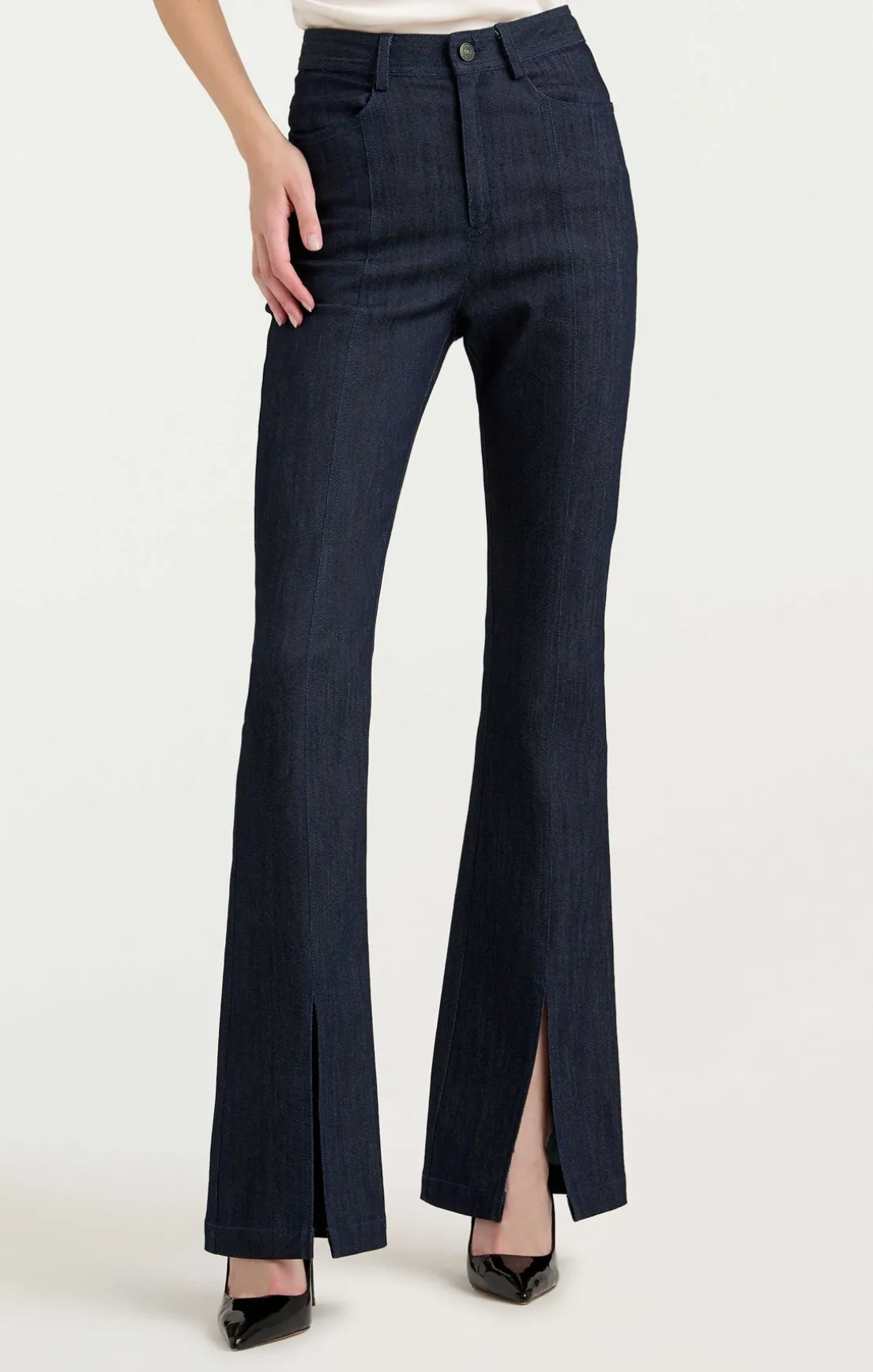 Shanis Pant
