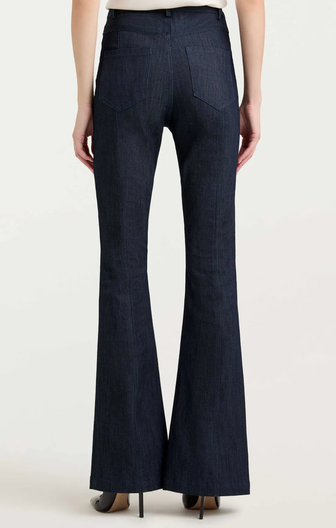 Shanis Pant