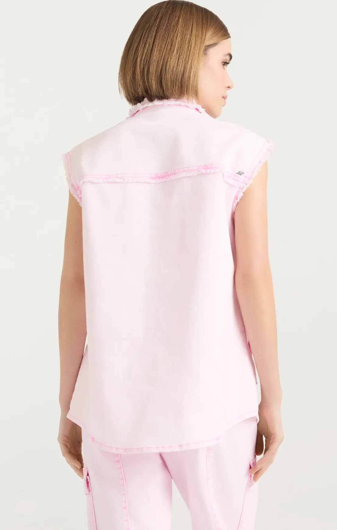 Sleeveless Vera Jacket