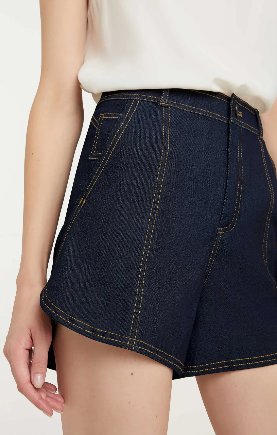 Yuna Short